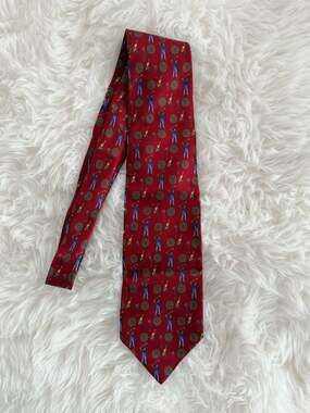 Vintage Pura Seta Red Silk Golf Tie with Golfer and Club Pattern, Made in Italy